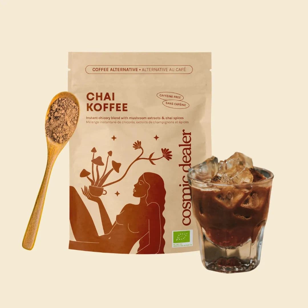 Cosmic Dealer Chai Koffee – latte glacé sans caféine aux épices et extraits de champignons