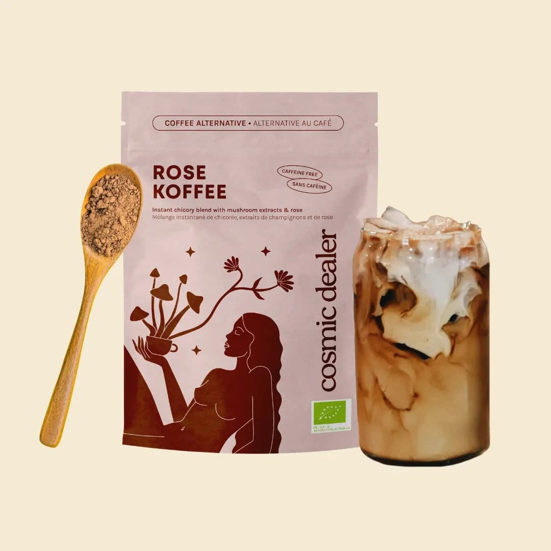 Cosmic Dealer Rose Koffee – latte glacé sans caféine aux notes de rose et de lucuma