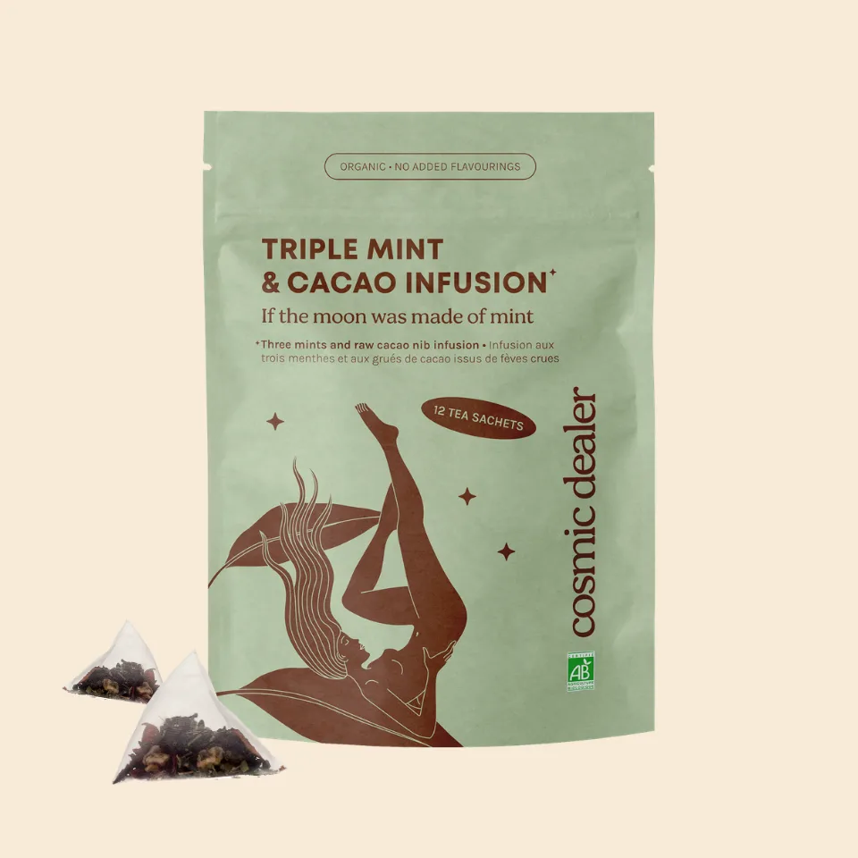 Zelený sáček Cosmic Dealer Triple Mint & Cacao Infusion s nálevovými sáčky